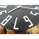 Drevené nástenné hodiny z HDF čierne     -    biele čísla